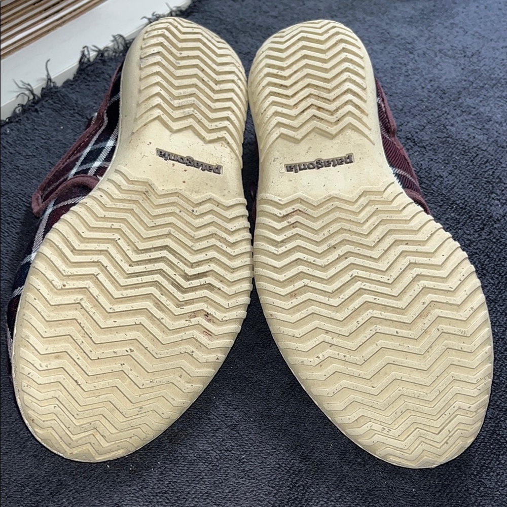 Patagonia White and Maroon Slip-On Loafers - Picture 11 of 11